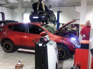 qashqai заправка кондиционера